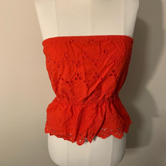 Tops - Red Strapless Top NWOT